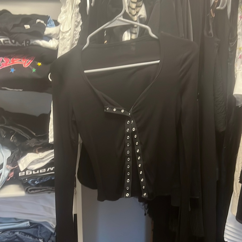 Black long sleep button down shirt top
